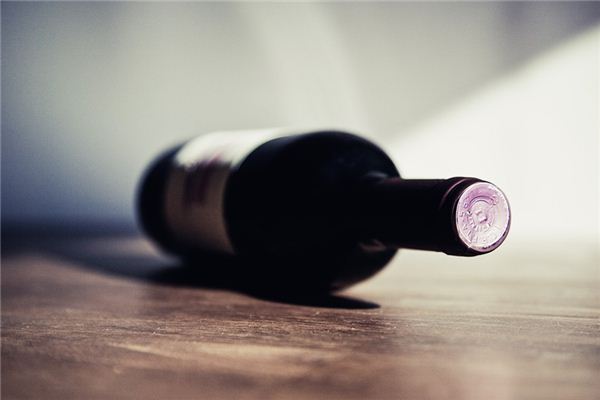 significado de soñar con botella de vino