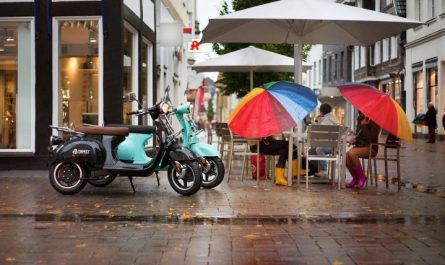 Soñar con lluvia : 50 escenarios y significados