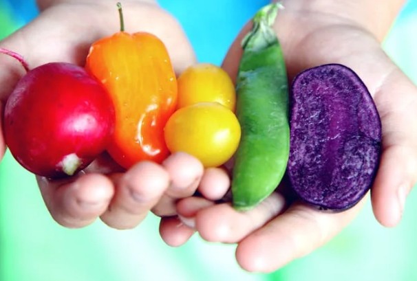 Soñar con verduras : 28 escenarios y significados