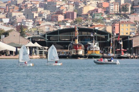 Soñar con barco : 52 escenarios y significados
