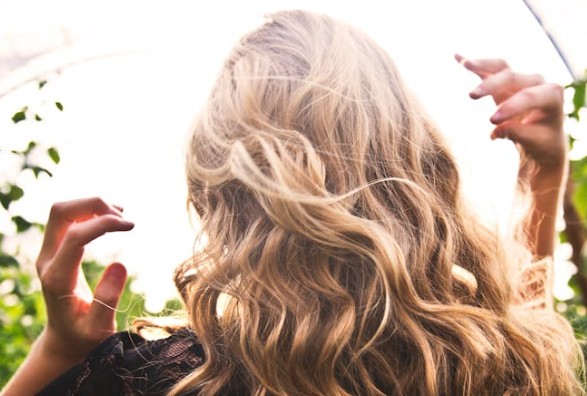 Soñar con cabello : 40 escenarios y significados