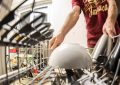 Soñar con lavar platos : 34 escenarios y significados