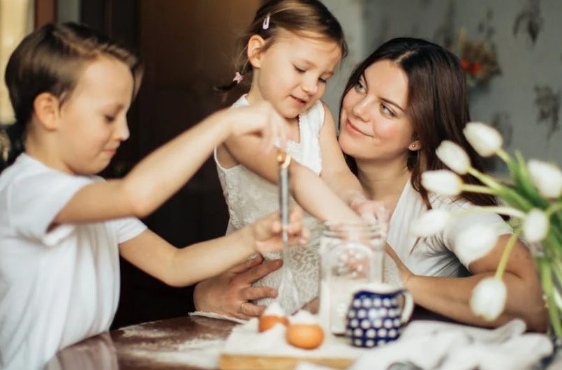 Soñar con madre : 38 escenarios y significados