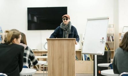 Soñar con ciegos : 37 escenarios y significados