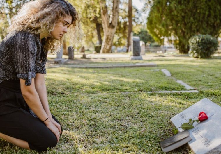 Soñar con aborto espontáneo : 23 escenarios y significados