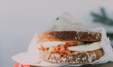 Soñar con sándwiches : 43 escenarios y significados
