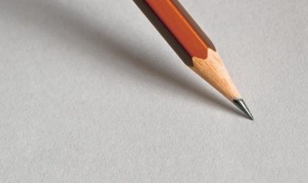 Soñar con lápices : 45 escenarios y significados