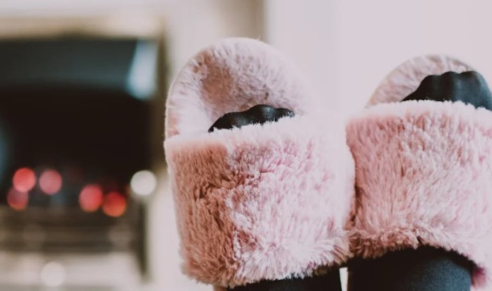Soñar con zapatillas : 39 escenarios y significados