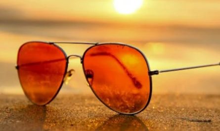 Soñar con gafas de sol : 35 escenarios y significados