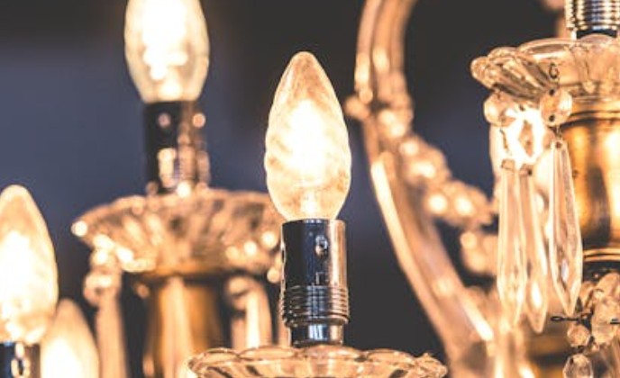 Soñar con luz : 32 escenarios y significados