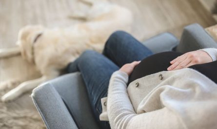 Soñar con aborto espontáneo : 12 escenarios y significados