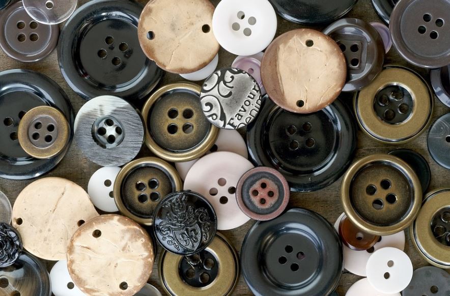 Soñar con botones : 8 escenarios y significados