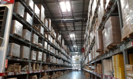 Soñar con un almacén : 13 escenarios y significados