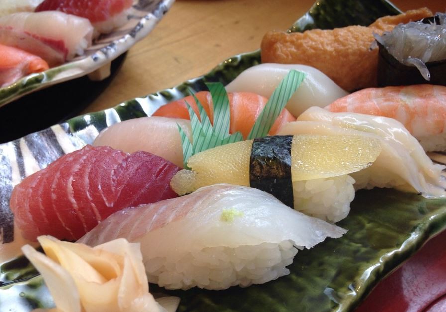 Soñar con sushi : 10 escenarios y significados