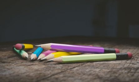 Soñar con lápices : 10 significado y simbolismo