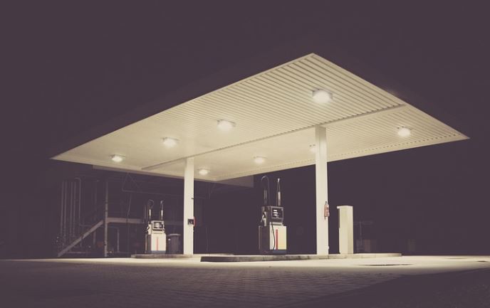 Soñar con una gasolinera : 9 significado y simbolismo