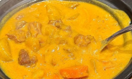 Soñar con curry : 24 significado y simbolismo