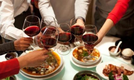 Soñar con beber alcohol : 48 significado y simbolismo