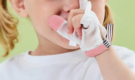 Soñar con morderse el dedo : 14 significado y simbolismo