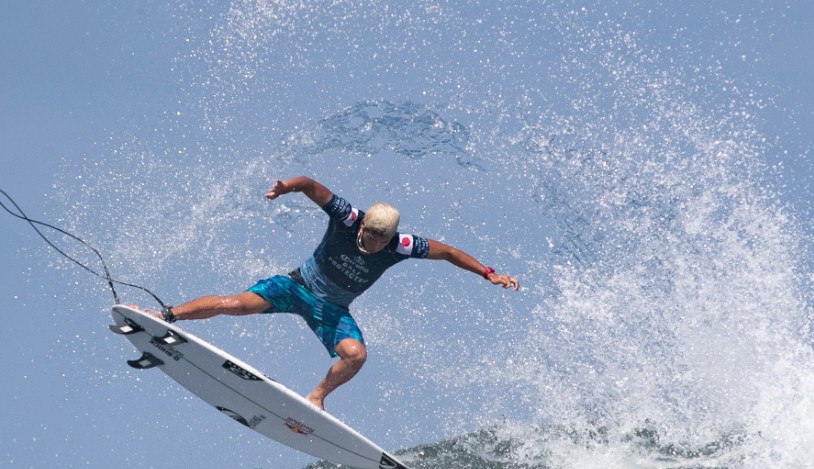 Soñar con olas del océano : 20 significado y simbolismo