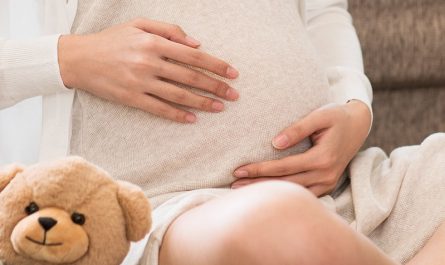 Soñar con el embarazo de tu hermano: 18 significados y simbolismos