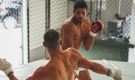 Soñar con que un desconocido te golpea: 8 significados y simbolismos