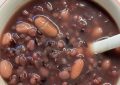 Soñar con gachas de frijoles rojos : 7 significados y simbolismos