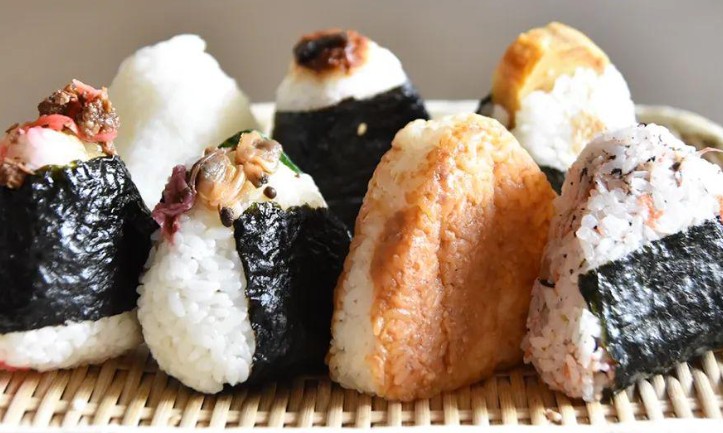 7 Significados de Soñar con Bolas de Arroz