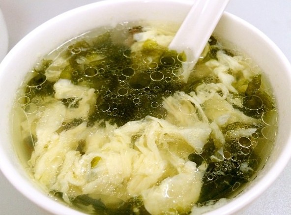 13 Significados de Soñar con Sopa de Algas