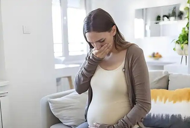 9 Significados de Soñar con Náuseas Matutinas