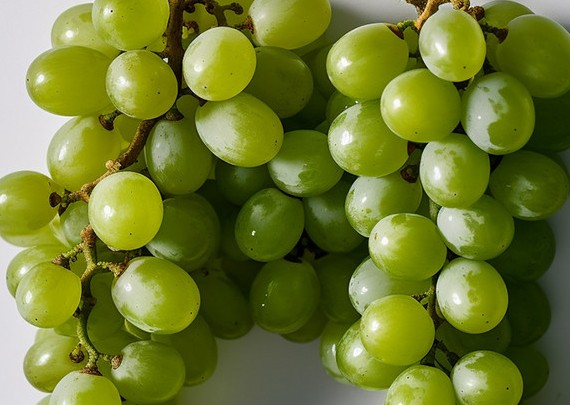 11 Significados de Soñar con Uvas Verdes