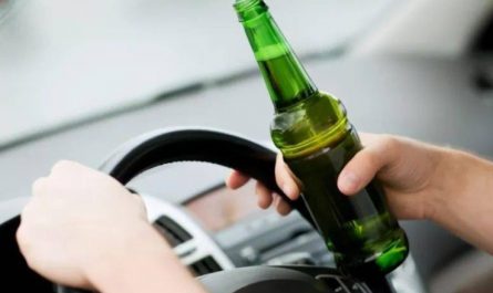 20 Significados de Soñar con Conducir Ebrio