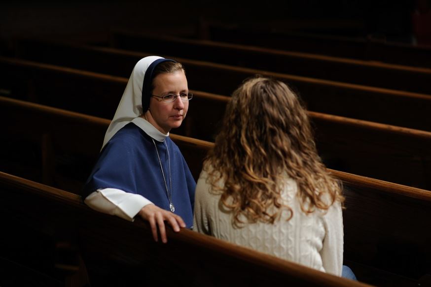 15 Significados de Soñar con Monjas
