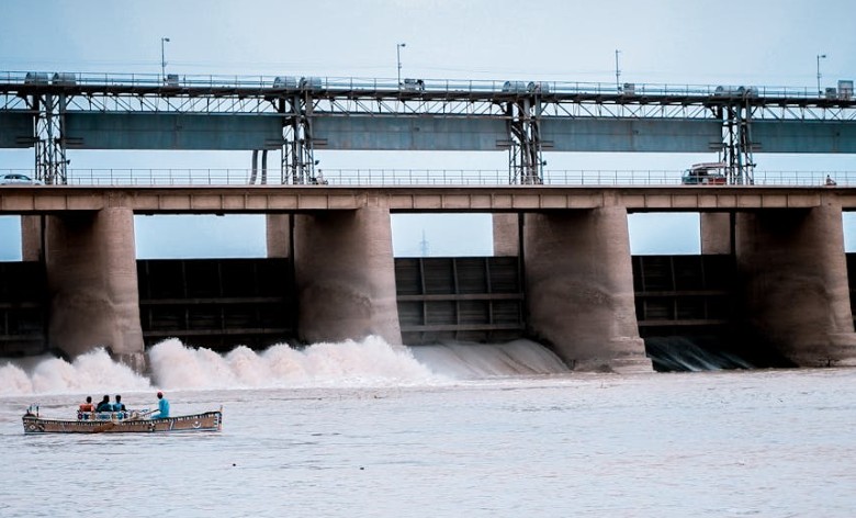 15 Significados de Soñar con un Embalse