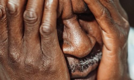 ¿Qué significa soñar con que un conocido se suicida?