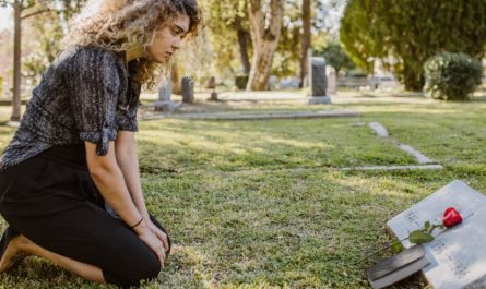 ¿Qué significa soñar con el funeral de un conocido? (10)