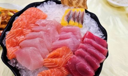 ¿Qué significa soñar con comprar sashimi?